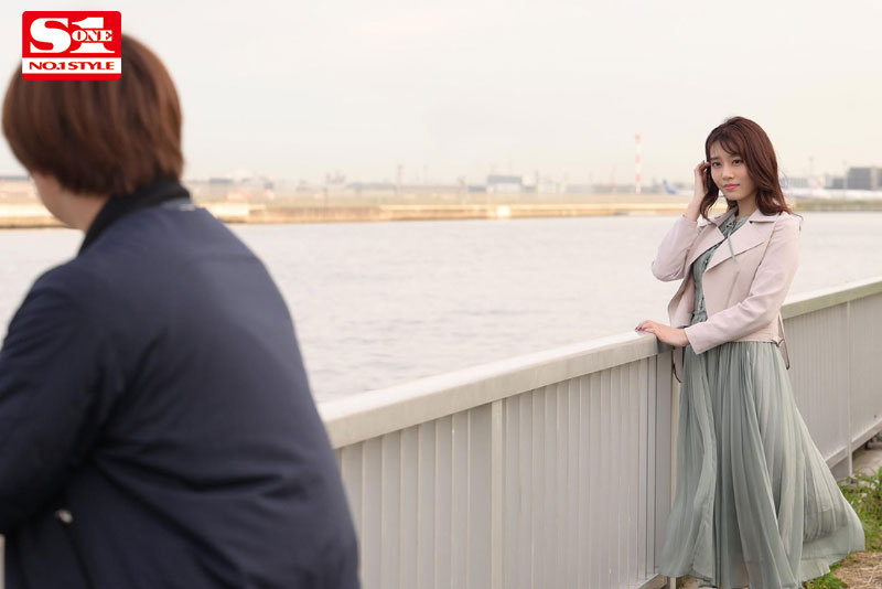 最愛の人と数年ぶりの再会…一緒に過ごせる僅か数時間は寝る間も惜しんでSEXがしたい。 河北彩花 河北彩伽(河北彩花) シーン2